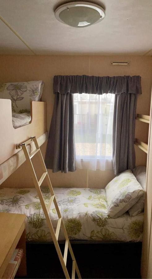 Dees Caravan Lettings Kingfisher Elm 453 Инголдмелс Екстериор снимка