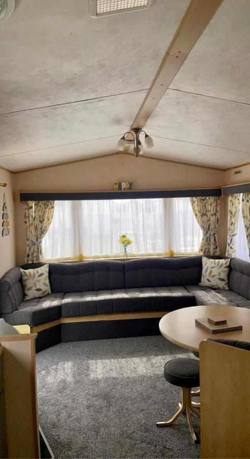 Dees Caravan Lettings Kingfisher Elm 453 Инголдмелс Екстериор снимка